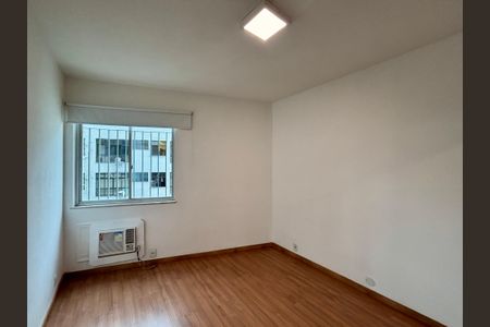 Apartamento para alugar com 115m², 3 quartos e 1 vagaQuarto 2