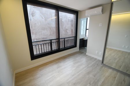 Casa de condomínio à venda com 158m², 3 quartos e 2 vagasQuarto 1 - Suíte