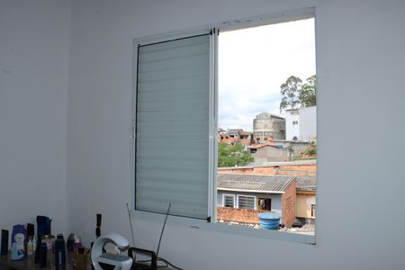 Quarto 1 de casa para alugar com 2 quartos, 43m² em Jardim São Miguel, Cotia