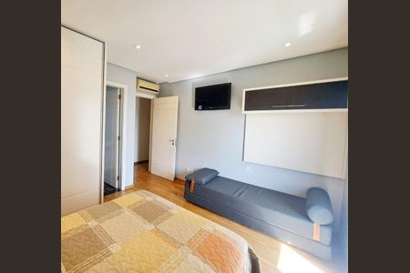 Apartamento à venda com 225m², 4 quartos e 4 vagasSuíte 1