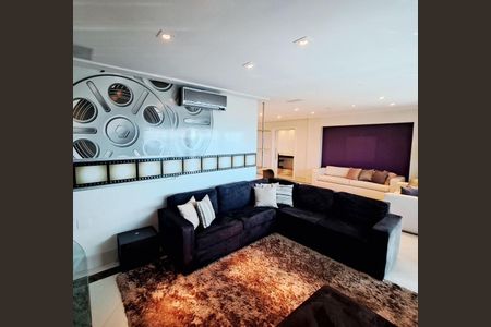 Apartamento à venda com 225m², 4 quartos e 4 vagasSala