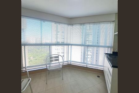 Apartamento à venda com 225m², 4 quartos e 4 vagasVaranda Gourmet