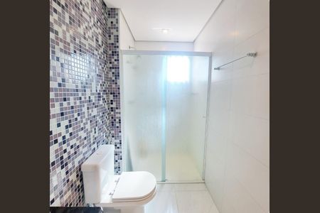 Apartamento à venda com 225m², 4 quartos e 4 vagasBanheiro da Suíte 3