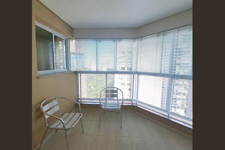 Apartamento à venda com 225m², 4 quartos e 4 vagasVaranda Gourmet
