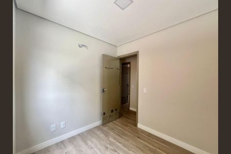 Casa de condomínio à venda com 158m², 3 quartos e 2 vagas Casa de condomínio à venda com 158m², 3 quartos e 2 vagasQuarto 3