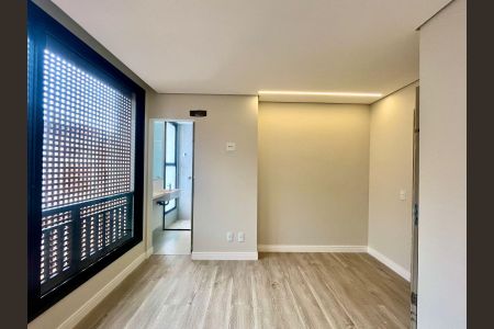 Casa de condomínio à venda com 158m², 3 quartos e 2 vagas Casa de condomínio à venda com 158m², 3 quartos e 2 vagasSuíte