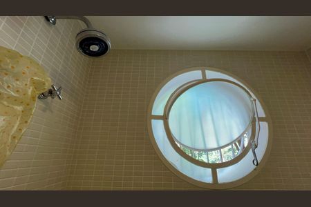 Apartamento para alugar com 104m², 2 quartos e 1 vaga Apartamento para alugar com 104m², 2 quartos e 1 vagaBanheiro da Suíte 2