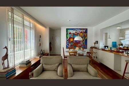 Apartamento para alugar com 104m², 2 quartos e 1 vaga Apartamento para alugar com 104m², 2 quartos e 1 vagaSala