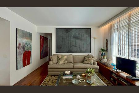 Sala de apartamento para alugar com 2 quartos, 104m² em Cerqueira César, São Paulo