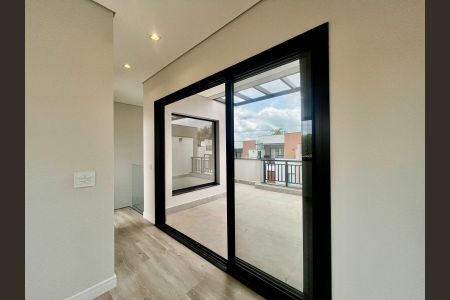 Casa de condomínio à venda com 158m², 4 quartos e 2 vagasCobertura