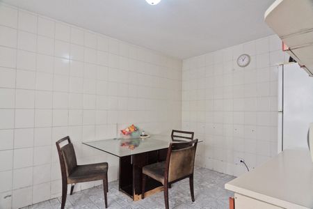 Casa à venda com 350m², 3 quartos e 4 vagasCozinha