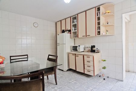 Casa à venda com 350m², 3 quartos e 4 vagasCozinha