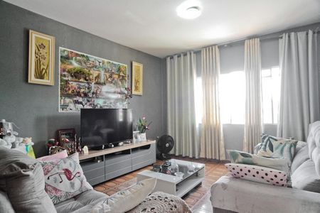 Casa à venda com 350m², 3 quartos e 4 vagasCasa 2 - sala