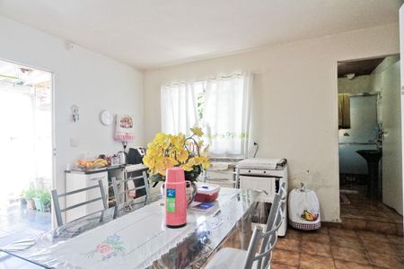 Casa à venda com 350m², 3 quartos e 4 vagasCasa 2 - cozinha