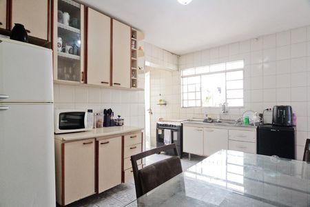 Casa à venda com 350m², 3 quartos e 4 vagasCozinha