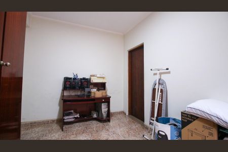 Casa à venda com 165m², 3 quartos e 1 vaga