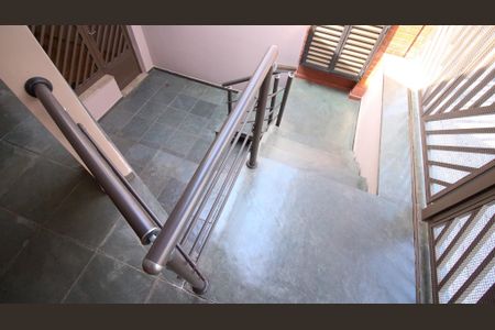 Casa à venda com 165m², 3 quartos e 1 vaga