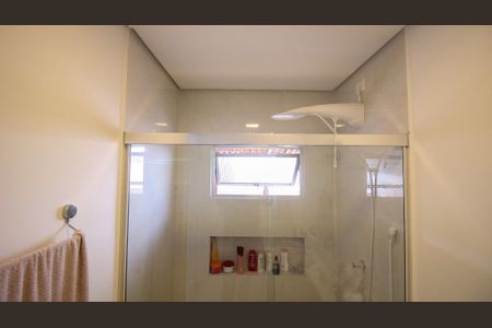 Casa à venda com 165m², 3 quartos e 1 vaga