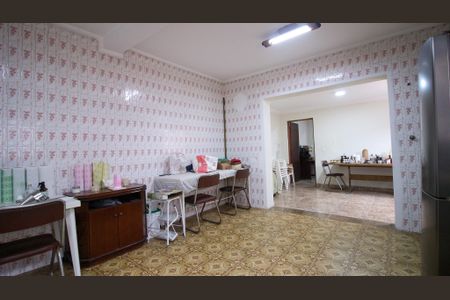 Casa à venda com 165m², 3 quartos e 1 vaga