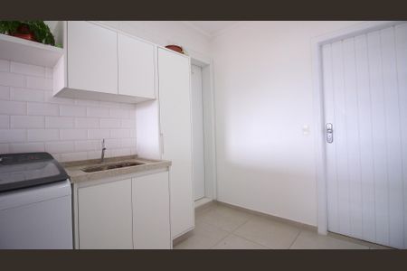 Casa à venda com 165m², 3 quartos e 1 vaga