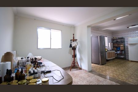 Casa à venda com 165m², 3 quartos e 1 vaga
