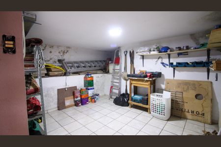 Casa à venda com 165m², 3 quartos e 1 vaga