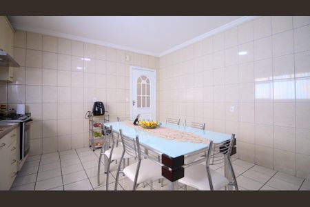 Casa à venda com 165m², 3 quartos e 1 vaga