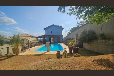 Casa à venda com 250m², 3 quartos e 4 vagas Casa à venda com 250m², 3 quartos e 4 vagasFoto 18