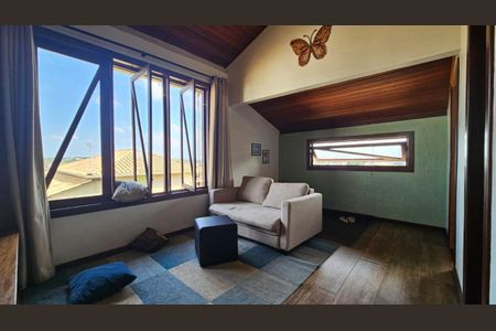 Casa à venda com 250m², 3 quartos e 4 vagas Casa à venda com 250m², 3 quartos e 4 vagasFoto 06