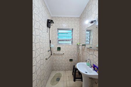 Casa à venda com 157m², 3 quartos e 2 vagas Casa à venda com 157m², 3 quartos e 2 vagasBanheiro 1