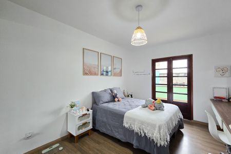 Casa à venda com 157m², 3 quartos e 2 vagas Casa à venda com 157m², 3 quartos e 2 vagasQuarto 2