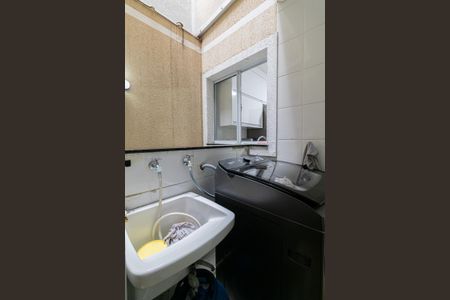 Casa de condomínio à venda com 140m², 3 quartos e 2 vagas Casa de condomínio à venda com 140m², 3 quartos e 2 vagasÁrea de Serviço