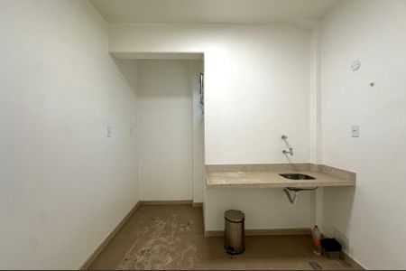 Apartamento à venda com 90m², 1 quarto e 1 vaga Apartamento à venda com 90m², 1 quarto e 1 vagaCozinha e Área de Serviço