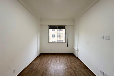 Apartamento à venda com 90m², 1 quarto e 1 vaga Apartamento à venda com 90m², 1 quarto e 1 vagaQuarto 2
