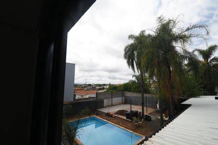 Casa de condomínio à venda com 158m², 3 quartos e 2 vagasQuarto 2 - Vista