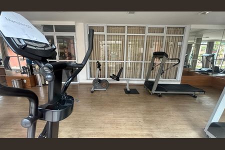 Apartamento à venda com 75m², 3 quartos e 2 vagas Apartamento à venda com 75m², 3 quartos e 2 vagasAcademia