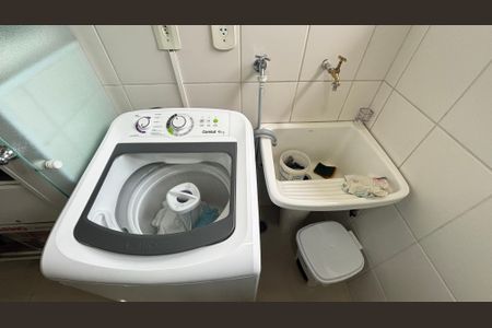 Apartamento à venda com 75m², 3 quartos e 2 vagas Apartamento à venda com 75m², 3 quartos e 2 vagasÁrea de Serviço