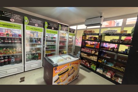 Apartamento à venda com 75m², 3 quartos e 2 vagas Apartamento à venda com 75m², 3 quartos e 2 vagasMercado