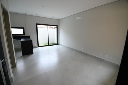Casa de condomínio à venda com 158m², 3 quartos e 2 vagasSala