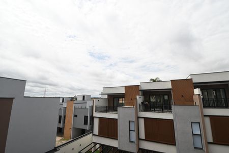 Casa de condomínio à venda com 158m², 3 quartos e 2 vagasVaranda - Vista