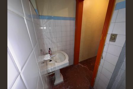 Casa para alugar com 90m², 2 quartos e sem vaga Casa para alugar com 90m², 2 quartos e sem vagaBanheiro Social