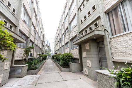 Apartamento para alugar com 45m², 1 quarto e 1 vaga Apartamento para alugar com 45m², 1 quarto e 1 vagaFachada do Condomínio