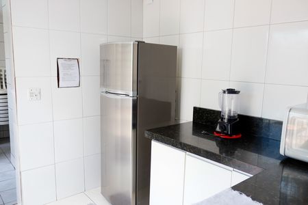 Casa à venda com 60m², 3 quartos e sem vaga Casa à venda com 60m², 3 quartos e sem vagaCozinha