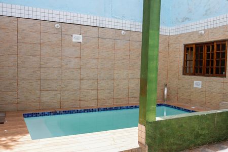 Casa à venda com 60m², 3 quartos e sem vaga Casa à venda com 60m², 3 quartos e sem vagaÁrea comum - Piscina
