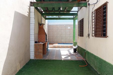 Casa à venda com 60m², 3 quartos e sem vaga Casa à venda com 60m², 3 quartos e sem vagaÁrea comum