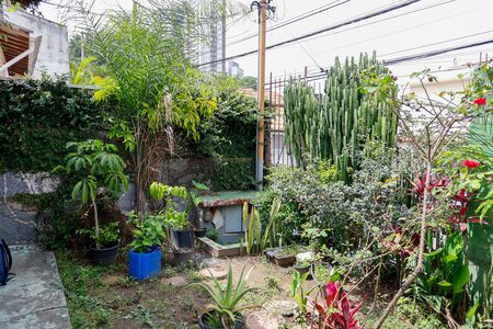 Casa à venda com 60m², 3 quartos e sem vaga Casa à venda com 60m², 3 quartos e sem vagaÁrea comum