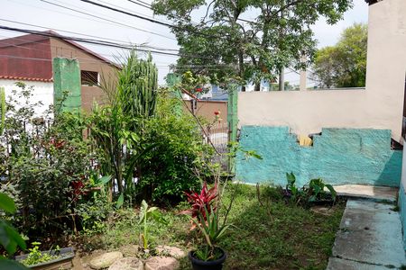 Casa à venda com 60m², 3 quartos e sem vaga Casa à venda com 60m², 3 quartos e sem vagaÁrea comum