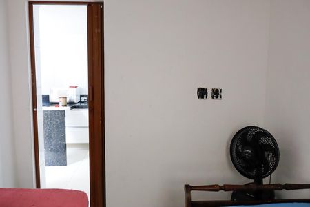 Casa à venda com 60m², 3 quartos e sem vaga Casa à venda com 60m², 3 quartos e sem vagaQuarto 3