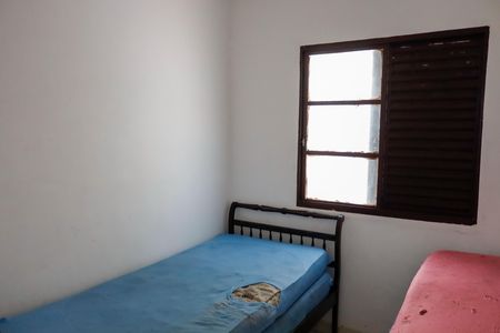 Casa à venda com 60m², 3 quartos e sem vaga Casa à venda com 60m², 3 quartos e sem vagaQuarto 3