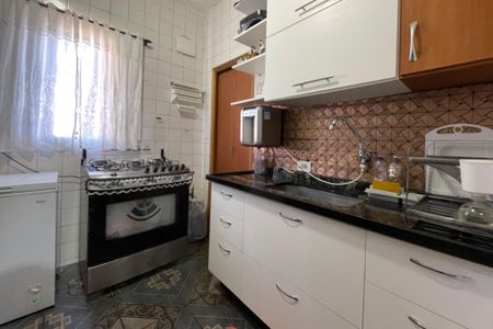 Casa para alugar com 70m², 2 quartos e sem vagaCozinha 